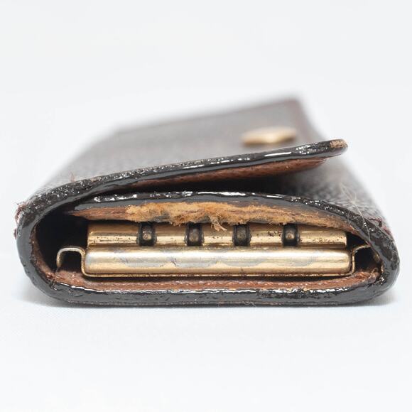 Authentic Louis Vuitton Monogram Multicles 4 Key Holder 2002 - Picture 3 of 16